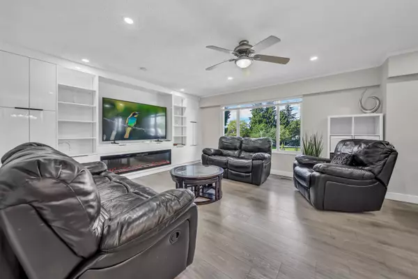 Surrey, BC V3W 7H9,13252 64a AVE