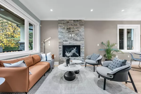 Vancouver, BC V6P 5H9,6530 Angus DR