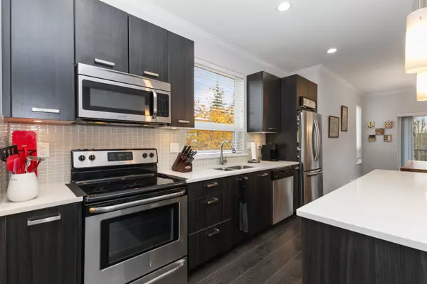 Surrey, BC V3X 0G8,5888 144 ST #126