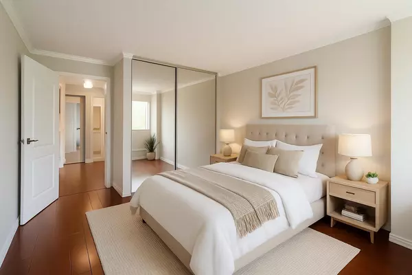 North Vancouver, BC V7P 3E3,2012 Fullerton AVE #1319