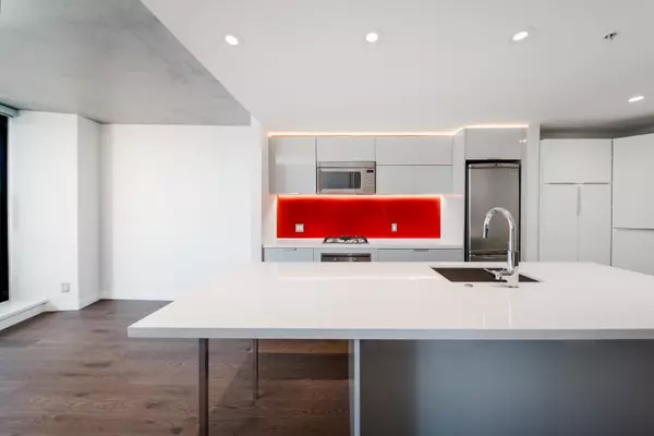 108 W Cordova ST #2508 Vancouver, BC V6B 0G5