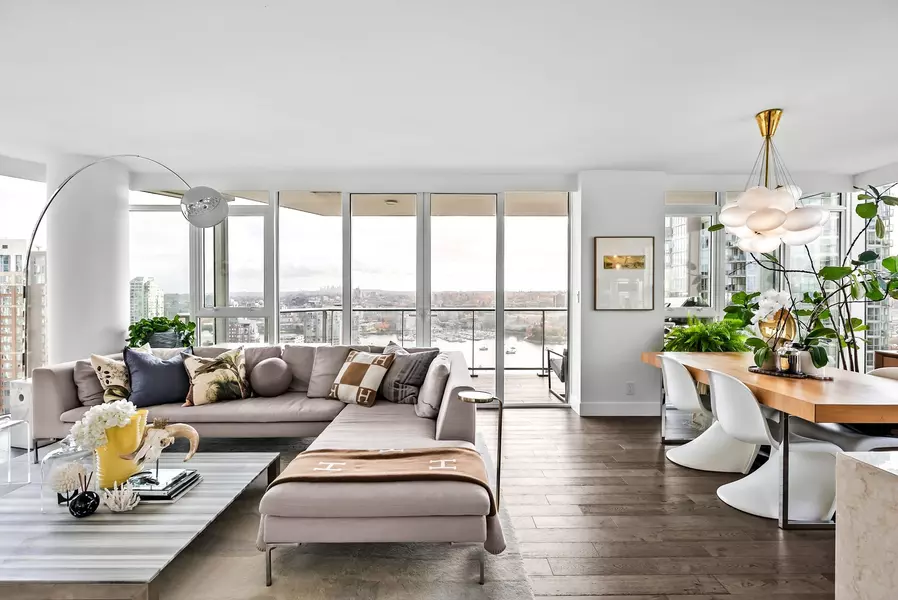 499 Pacific ST #2502, Vancouver, BC V6B 0N4