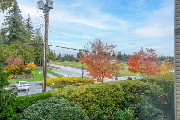 1048 King Albert AVE #207 Coquitlam, BC V3J 1X5