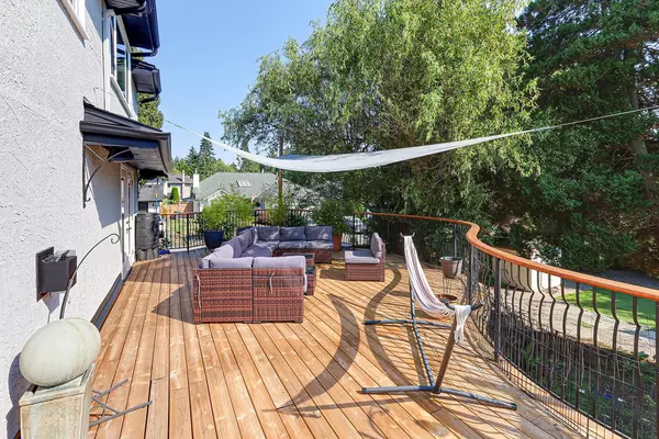 Surrey, BC V4A 1A6,16124 9 AVE