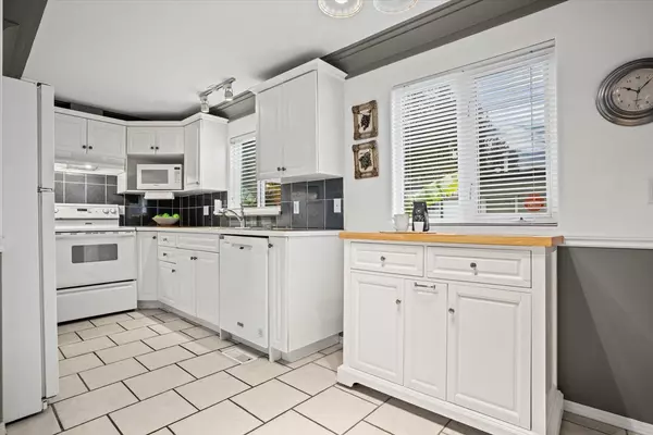 52324 Yale RD #15 Rosedale, BC V0X 1X1