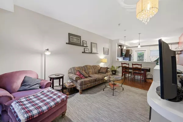 Port Coquitlam, BC V3C 0C1,2108 Rowland ST #117