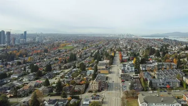 Burnaby, BC V5B 3X3,24 Warwick AVE