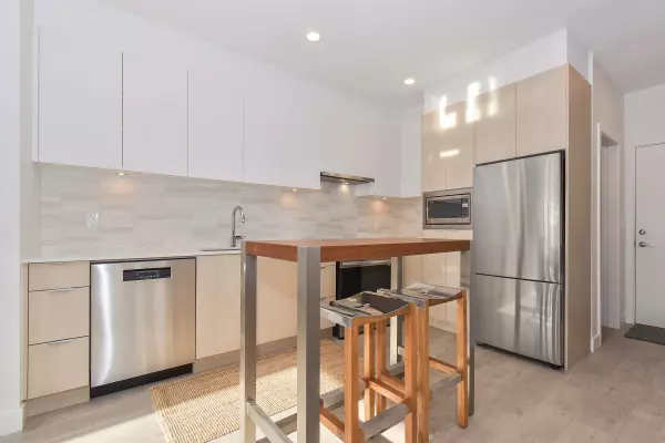 Tsawwassen, BC V4M 0G4,2499 Rabbit DR #123