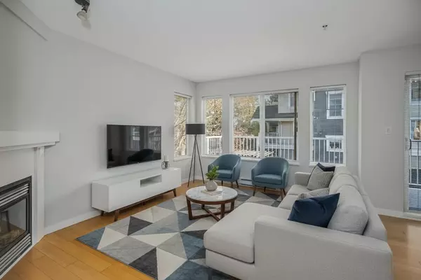 Langley, BC V3A 9J6,20760 Duncan WAY #54