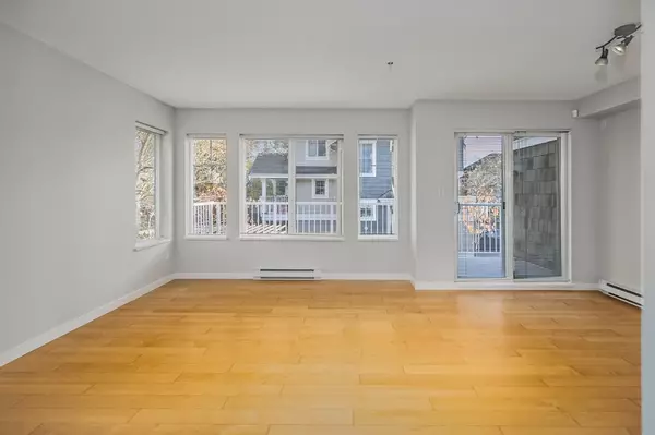 Langley, BC V3A 9J6,20760 Duncan WAY #54