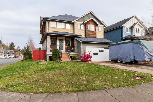 Squamish, BC V8B 0S9,39010 Kingfisher RD