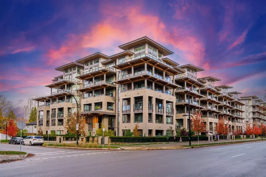 7588 16th ST #313, Burnaby, BC V3N 0H8