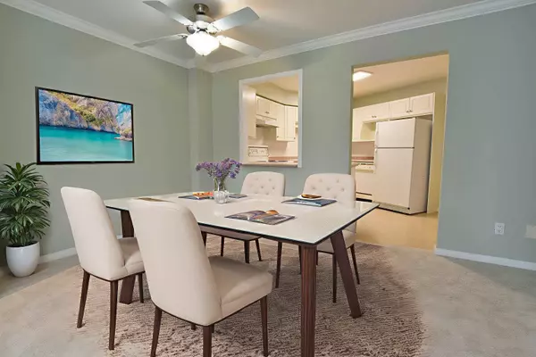 Surrey, BC V4A 4P1,2229 152 ST #207