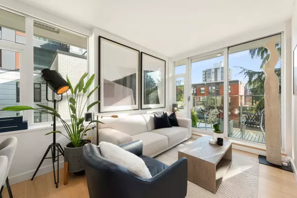 Vancouver, BC V6E 1N5,1365 Davie ST #403