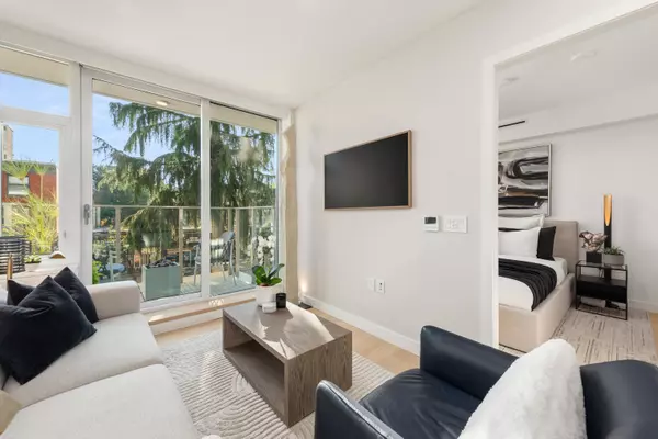 Vancouver, BC V6E 1N5,1365 Davie ST #403
