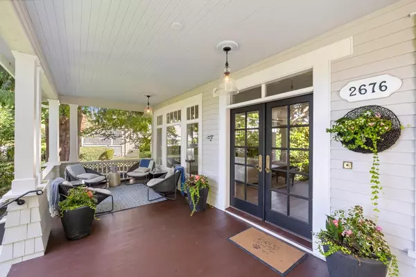 Surrey, BC V4A 3G1,2676 Mcbride AVE