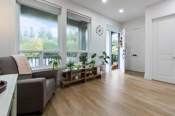 Surrey, BC V3Z 0A7,2561 168 ST