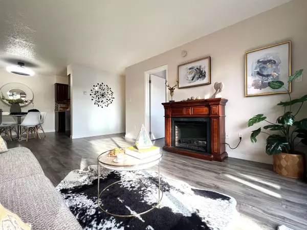 8775 Cartier ST #104, Vancouver, BC V6P 4V3