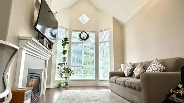 9979 140 ST #409, Surrey, BC V3T 5W2