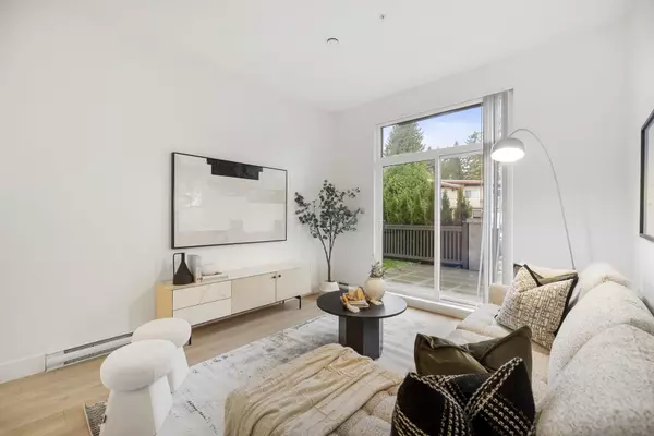 708 Edgar AVE #109 Coquitlam, BC V3K 2J4