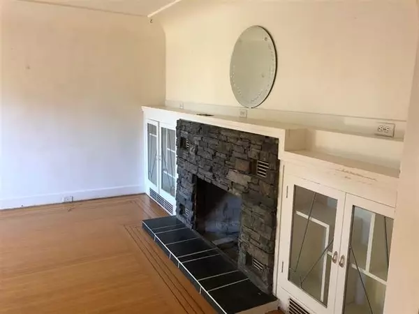 Abbotsford, BC V2S 2K2,34008 Old Yale RD