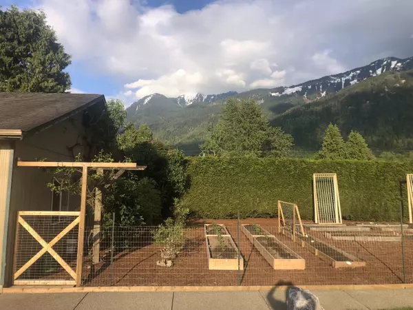 Rosedale, BC V0X 1X1,52464 Yale RD