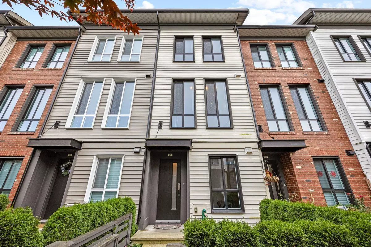 Surrey, BC V3Z 0T2,15898 27 AVE #65