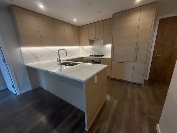 305 Morrissey RD #808, Port Moody, BC V3H 0M3