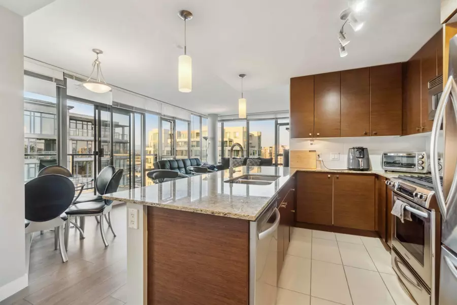 6888 Alderbridge WAY #1701, Richmond, BC V6X 0A7