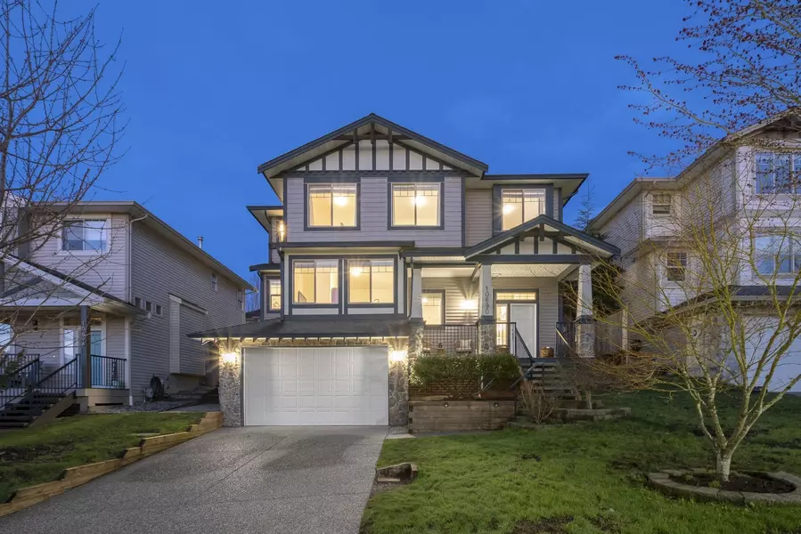 10690 247a ST, Maple Ridge, BC V2W 0A6