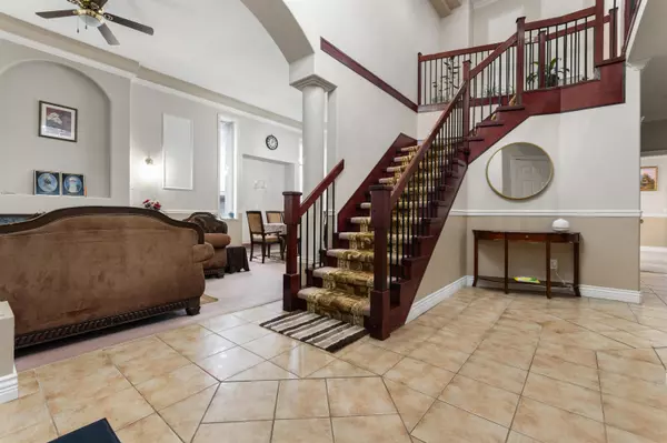 Abbotsford, BC V2T 6R9,31520 Ridgeview DR