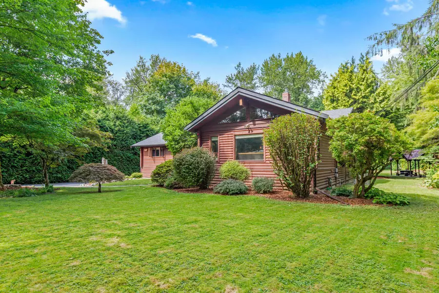 22567 127 AVE, Maple Ridge, BC V2X 4P7