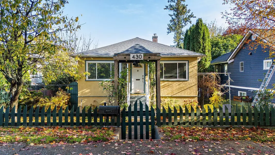 430 Garrett ST, New Westminster, BC V3L 3S2