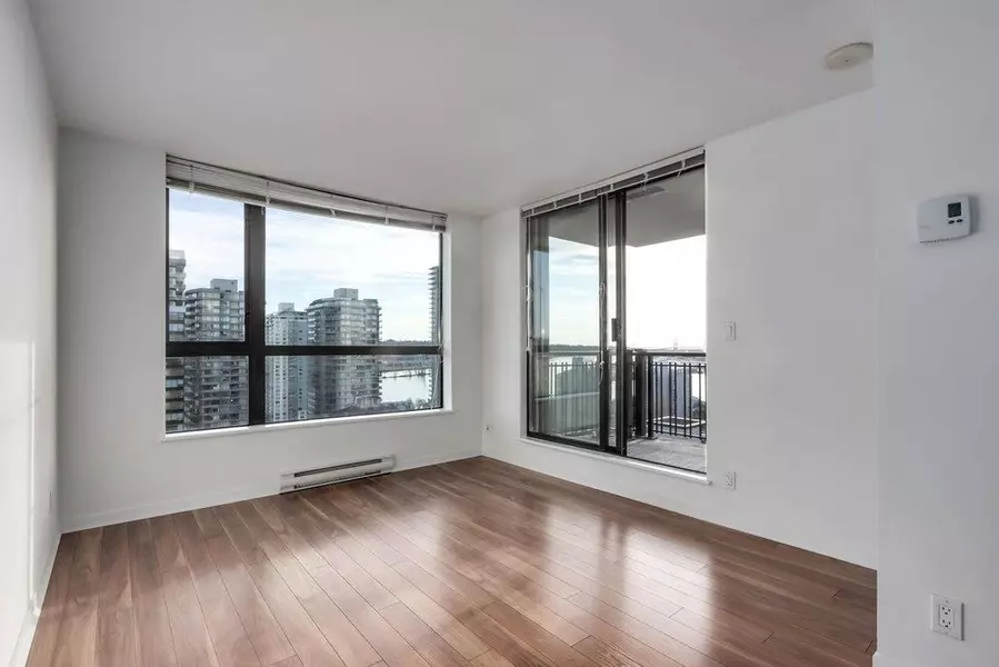 814 Royal AVE #1504, New Westminster, BC V3M 1J9