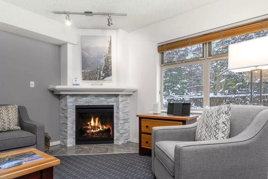 2050 Lake Placid (Week 52) RD #125, Whistler, BC V8E 0B6