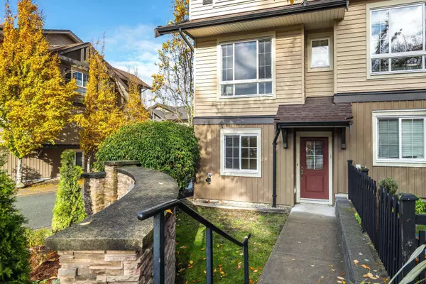 Langley, BC V3A 3T2,21867 50 AVE #1