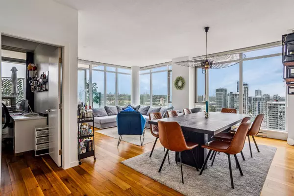 Burnaby, BC V5C 0E9,2133 Douglas RD #3101