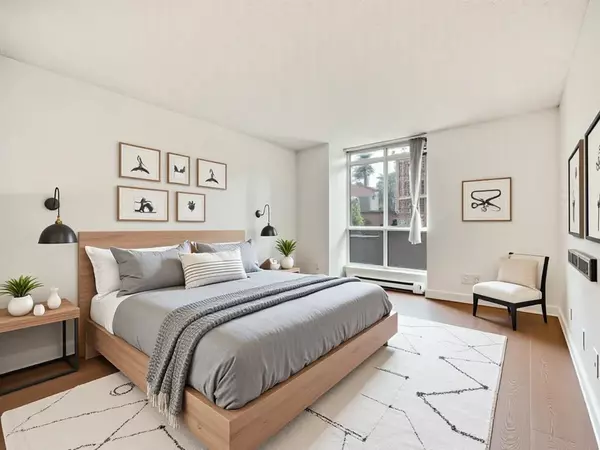 867 Hamilton ST #601 Vancouver, BC V6B 6B7