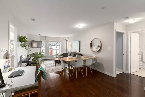 Squamish, BC V8B 0S1,1212 Main ST #302