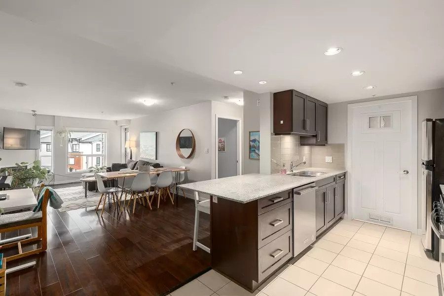 1212 Main ST #302, Squamish, BC V8B 0S1