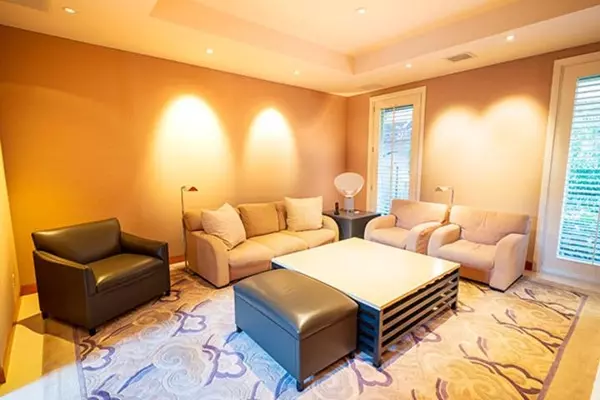 Richmond, BC V7A 1L5,7460 Glacier CRES