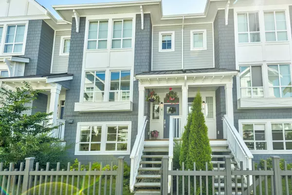 Ladner, BC V4K 0E2,5311 Admiral WAY #9