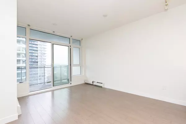 Surrey, BC V3T 0M4,13308 Central AVE #1402