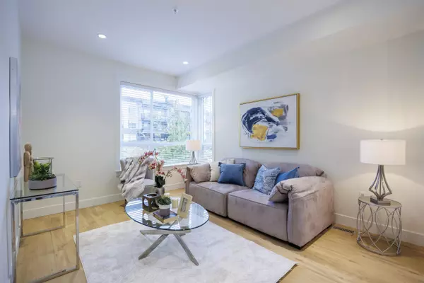 Langley, BC V2Y 4L5,19935 75a AVE #6