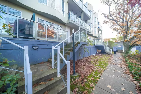 8600 Jones RD #107, Richmond, BC V6Y 3Z3