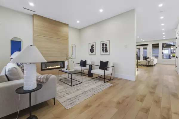 Langley, BC V2Y 2A8,20142 82 AVE