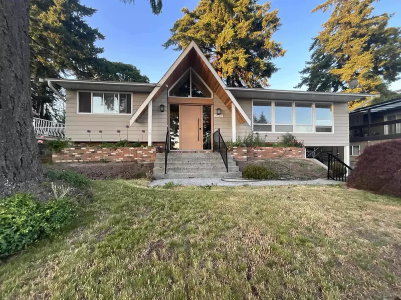 7722 Garfield DR, Delta, BC V4C 4E5