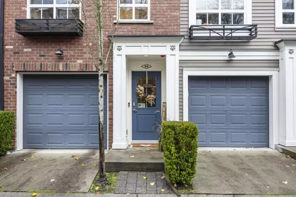 Port Coquitlam, BC V3B 0H6,2428 Nile Gate #94