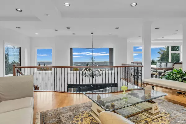 West Vancouver, BC V7S 3H1,1525 Errigal PL