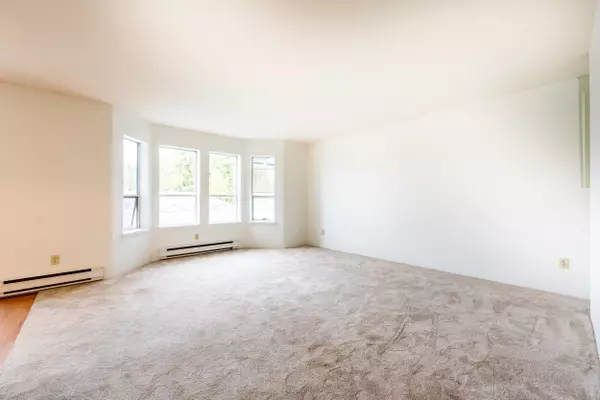 Maple Ridge, BC V2X 0M2,12296 224 ST #36